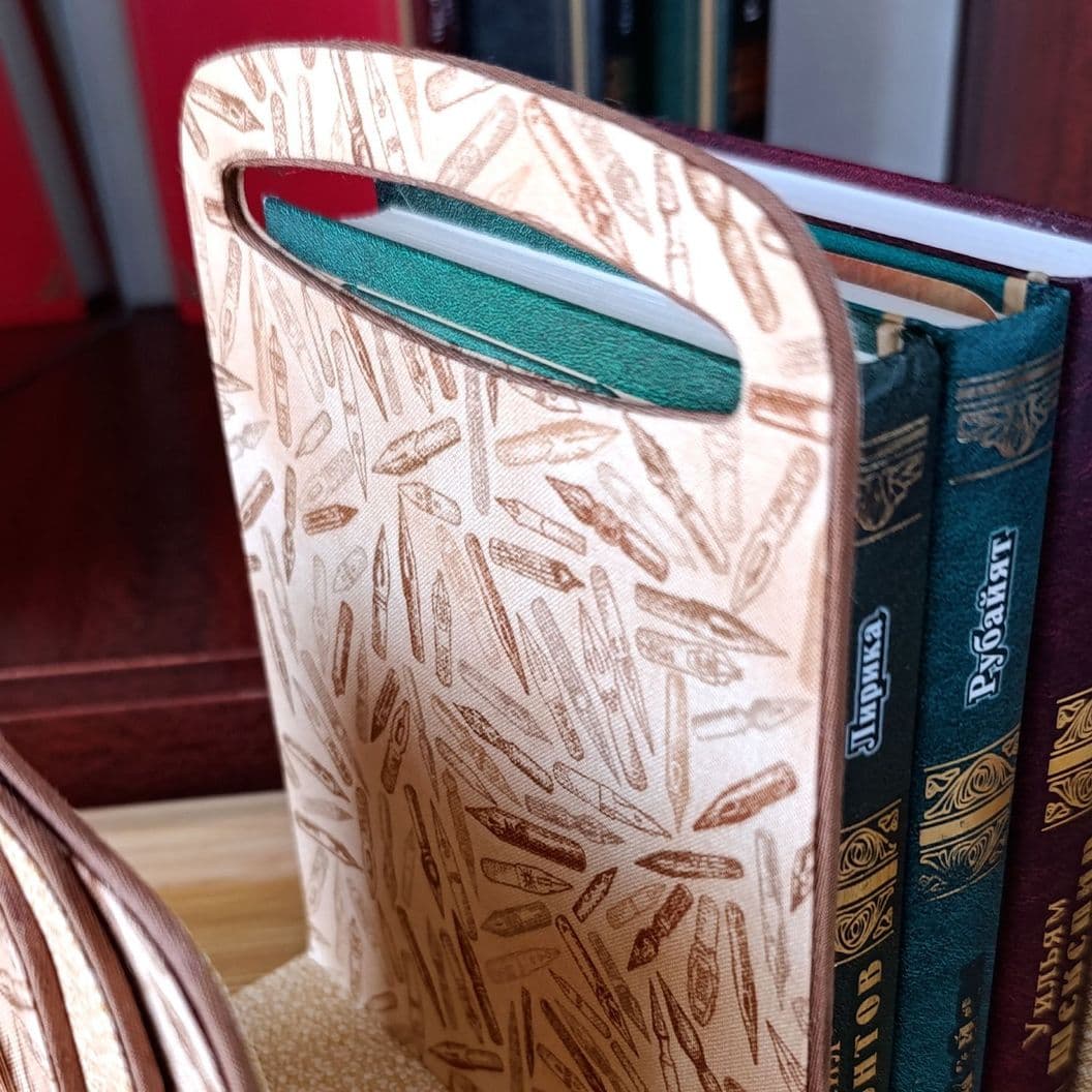 Купить Держатель для книг Полка букиниста