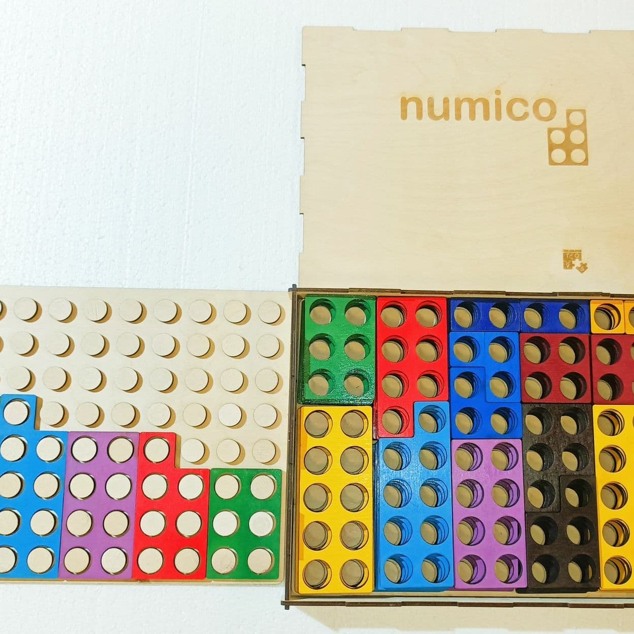 Купить Деревянный конструктор Нумико (Numico) 80 деталей. Система обучения счёта
