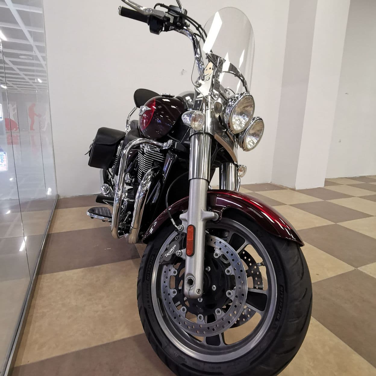 Купить Triumph Thunderbird Commander 1700