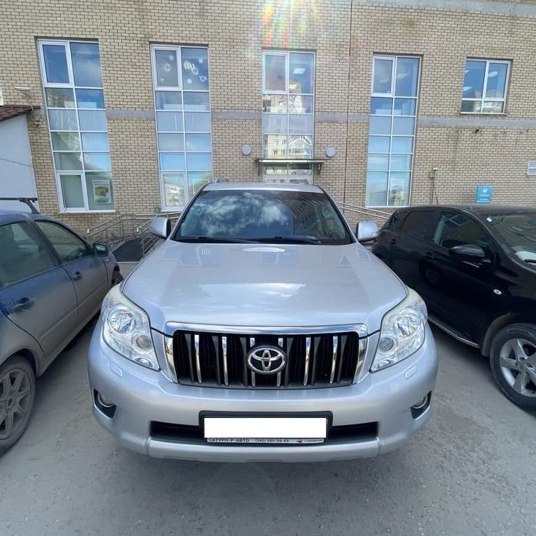 Купить Toyota LC Prado  АКПП 3,0 Дизель, фаркоп