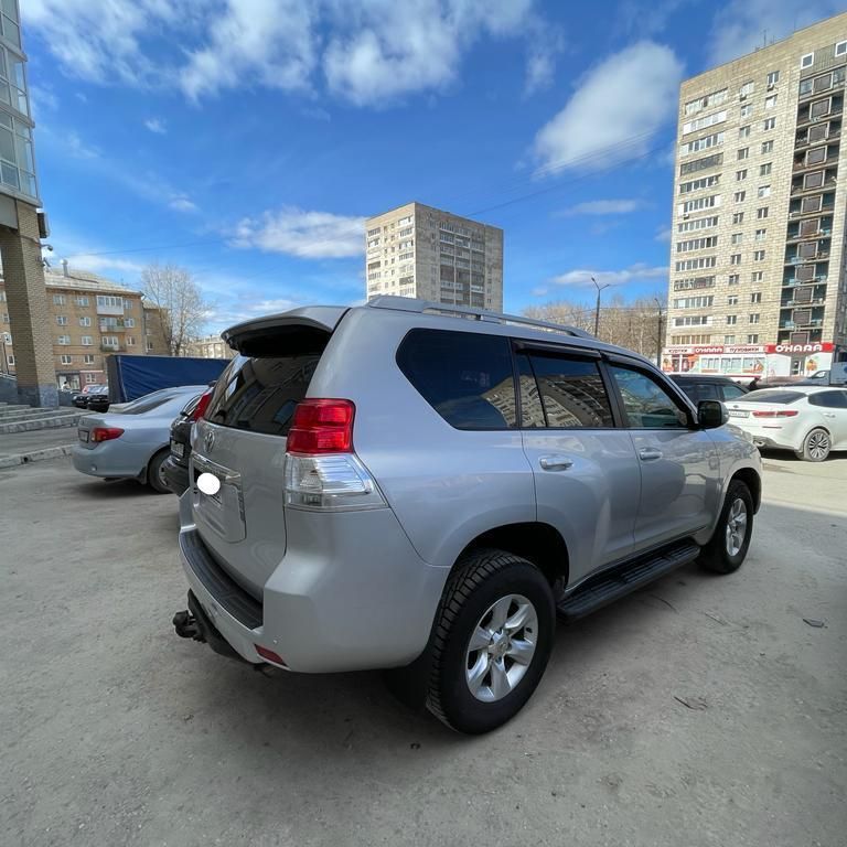 Купить Toyota LC Prado  АКПП 3,0 Дизель, фаркоп