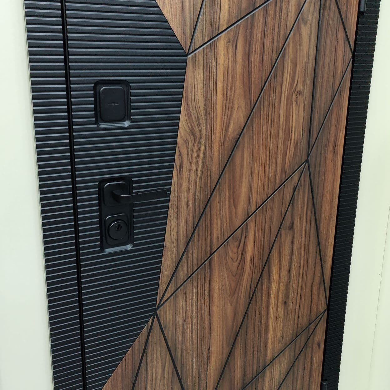 Купить Дверь входная "ЛАМБО" зеркало, ВДК