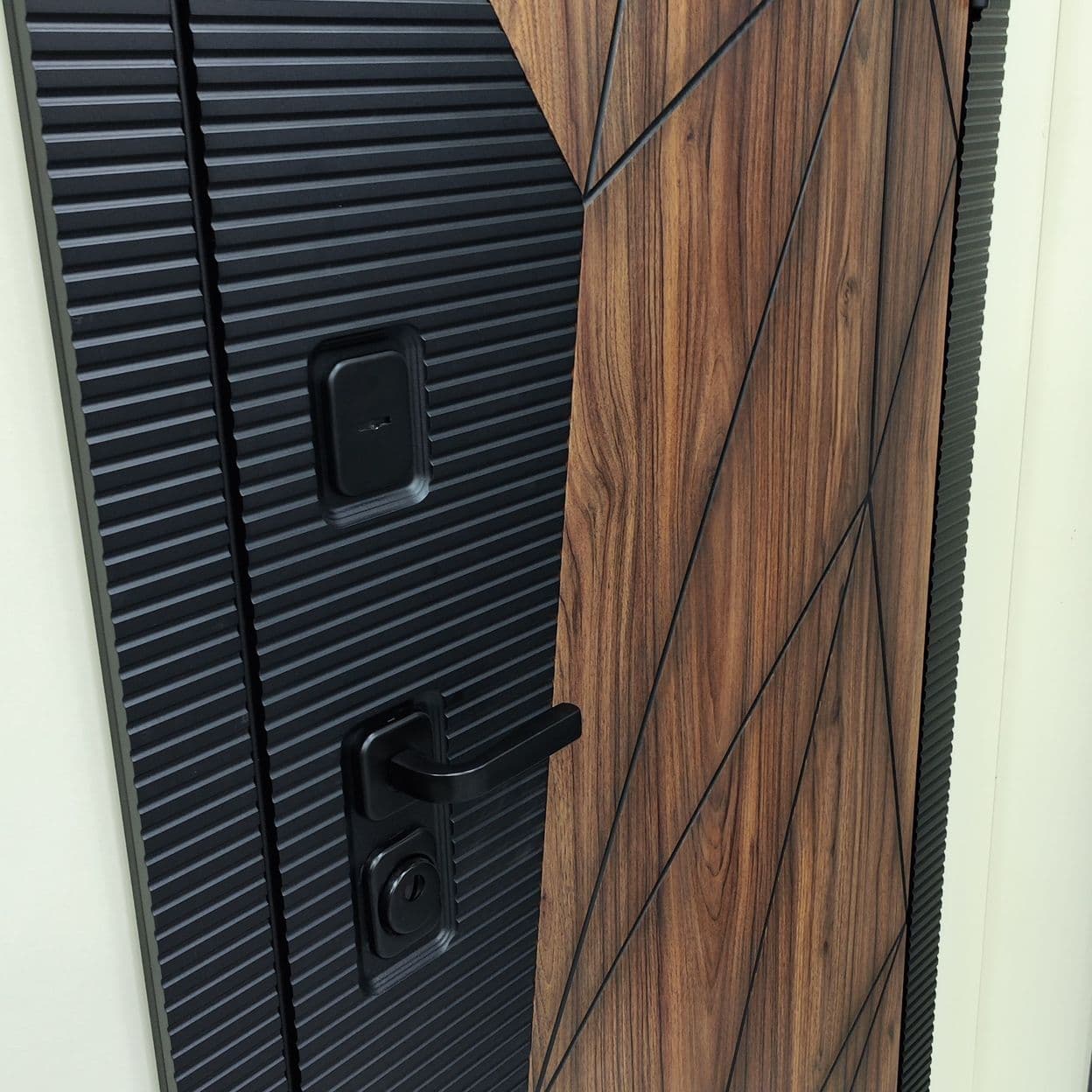 Купить Дверь входная "ЛАМБО" зеркало, ВДК