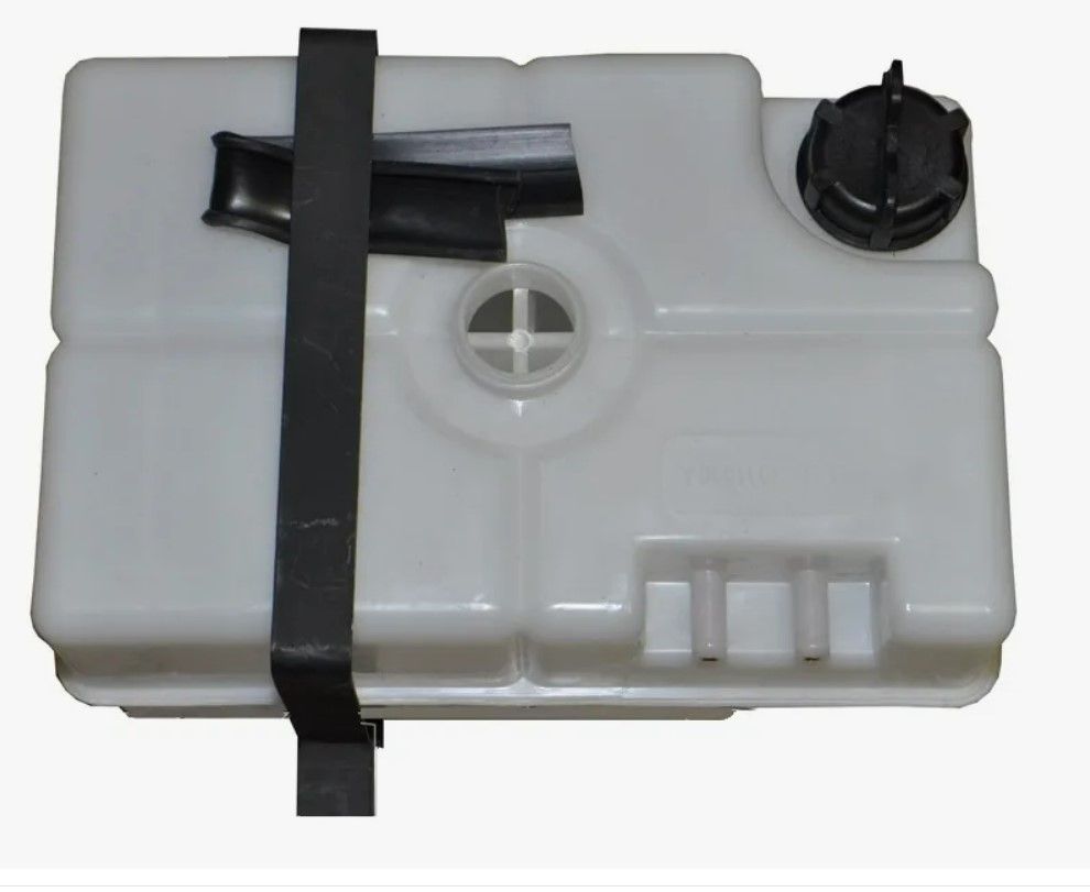 Купить Бачок расширительный КАМАЗ-6520 пластик с крышкой (без клапана) ТЕХНОКАМ. Артикул: 6520-1311010