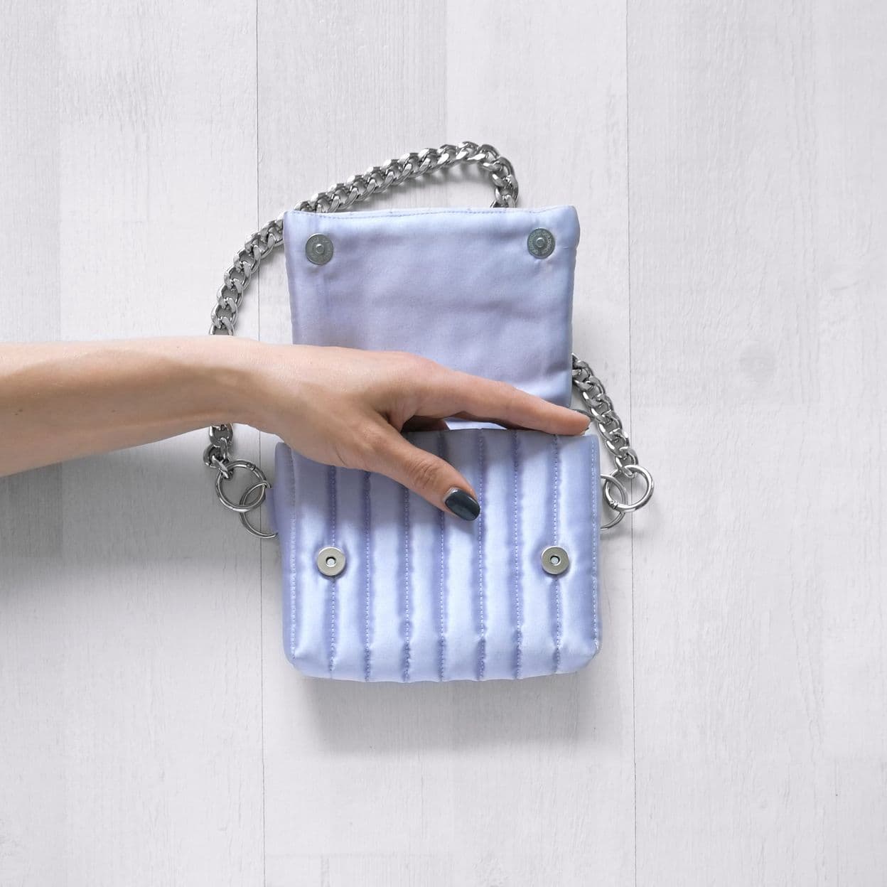 Купить Сумка стеганая AGLAIS в оттенке «Персидская фиалка»