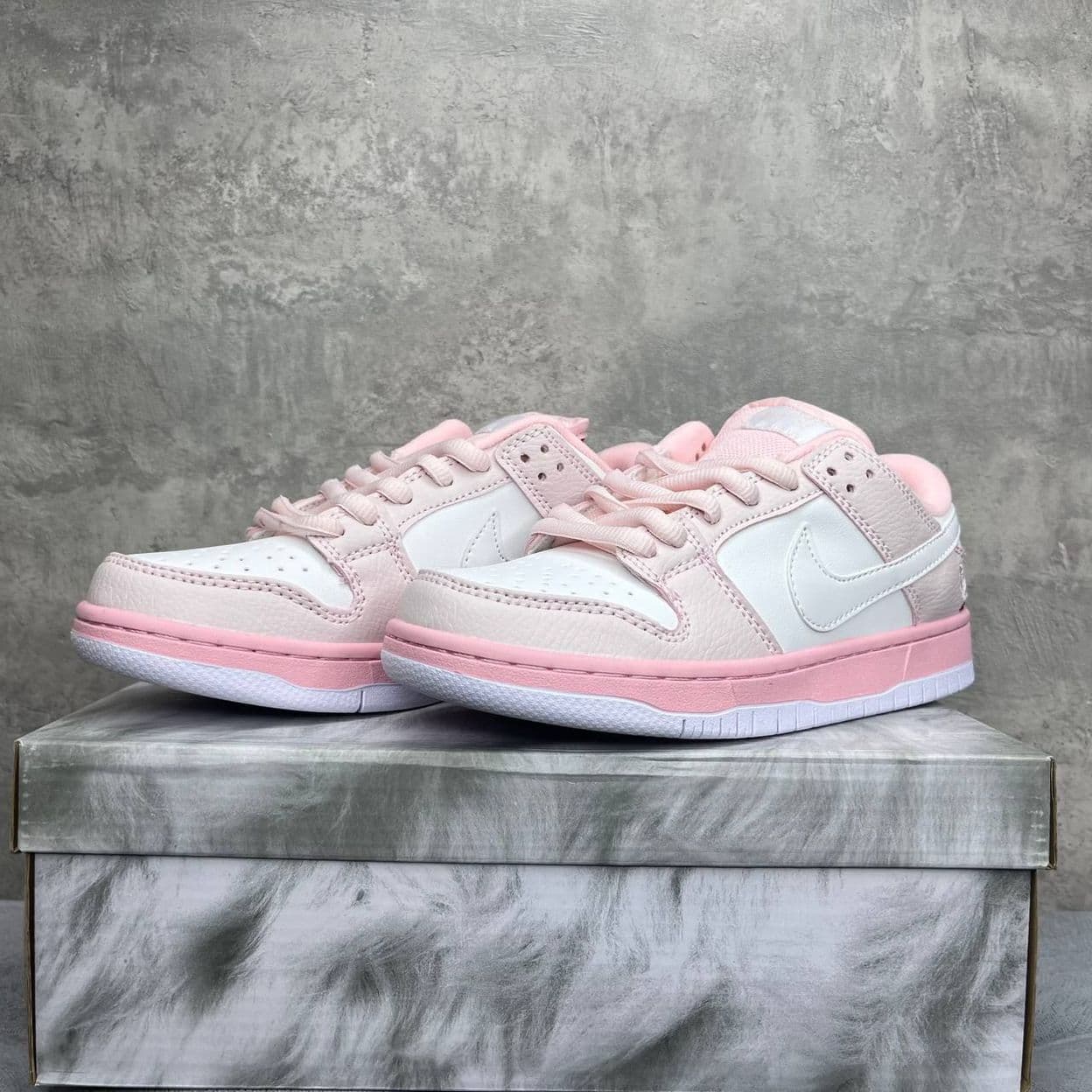 Купить Nike Dunk Low Pigeon Pink