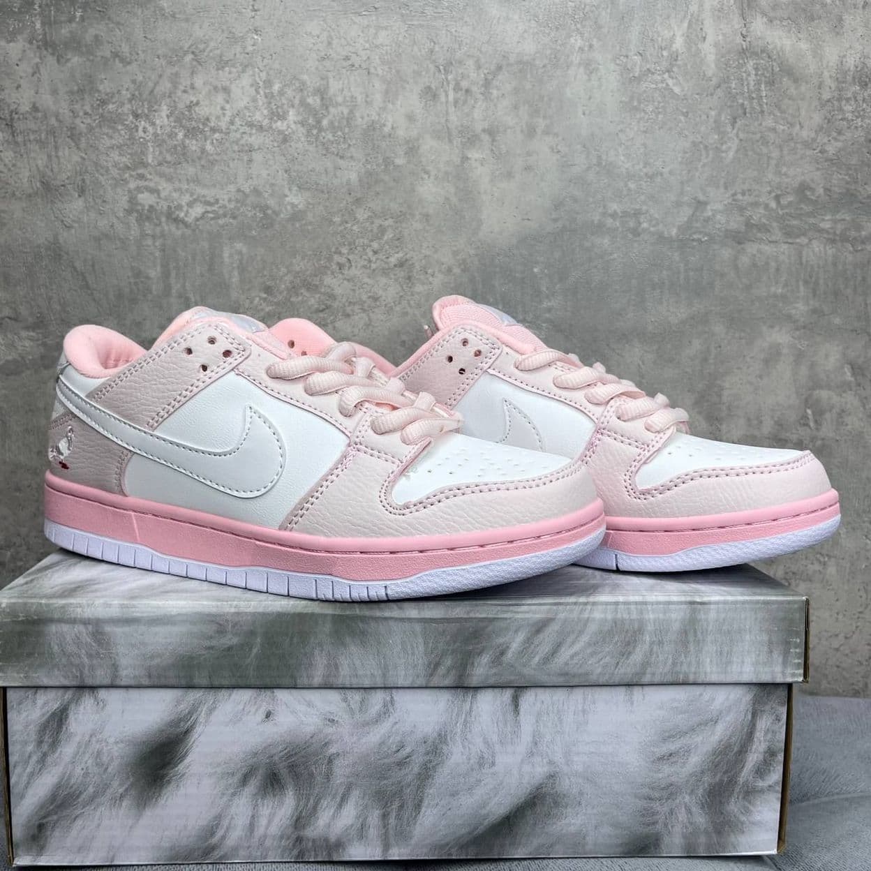 Купить Nike Dunk Low Pigeon Pink