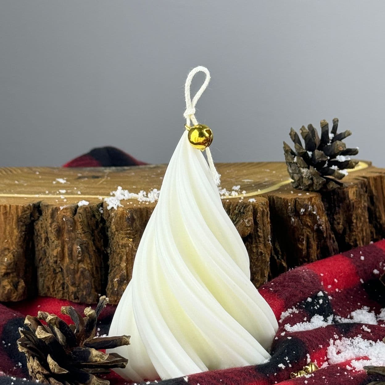 Купить Свеча: "Елка" большая