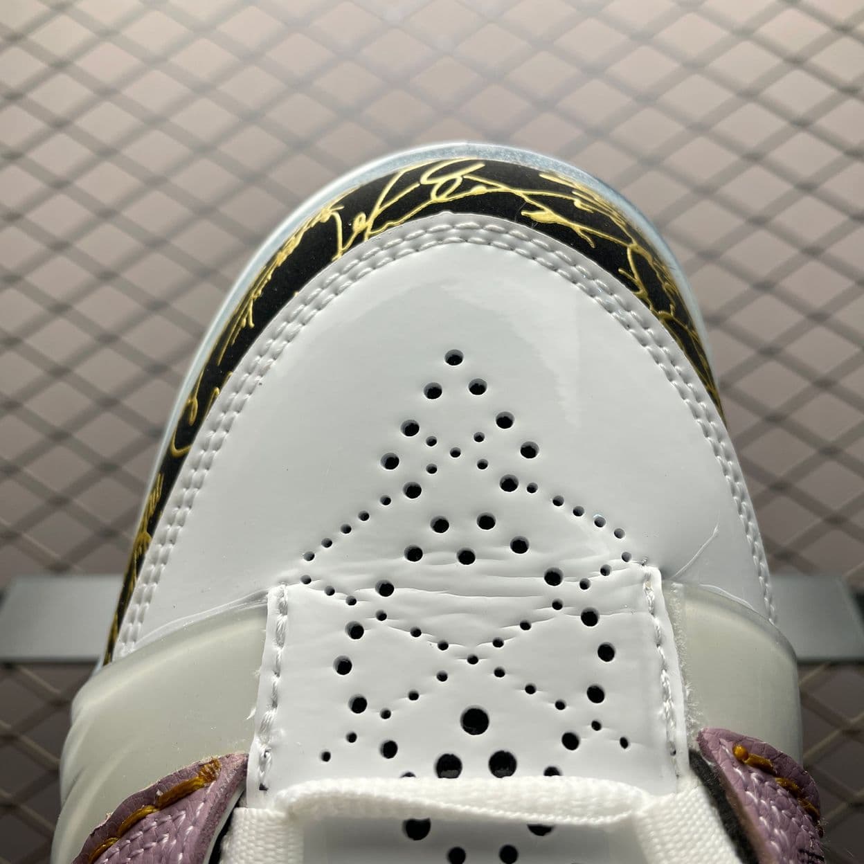 Купить Air Jordan 23 Pink Orchide
