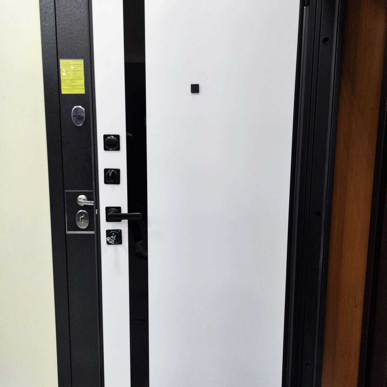 Купить Дверь входная "ЭВЕРЕСТ", ВДК