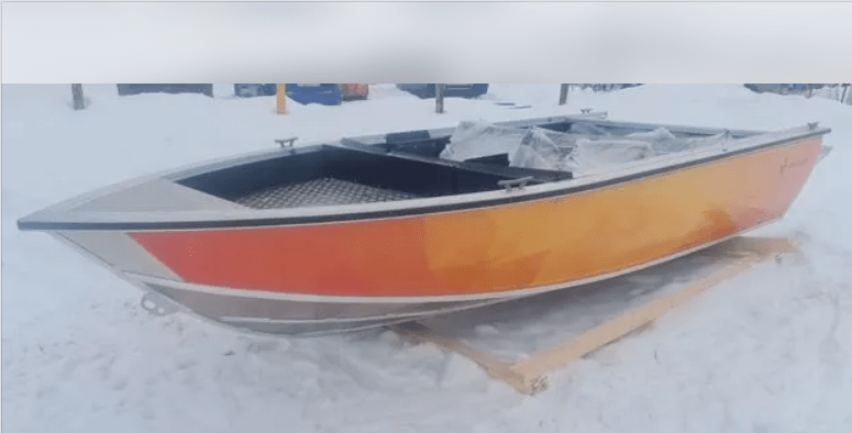 Купить Моторная лодка Салют RealCraft 500 под ключ