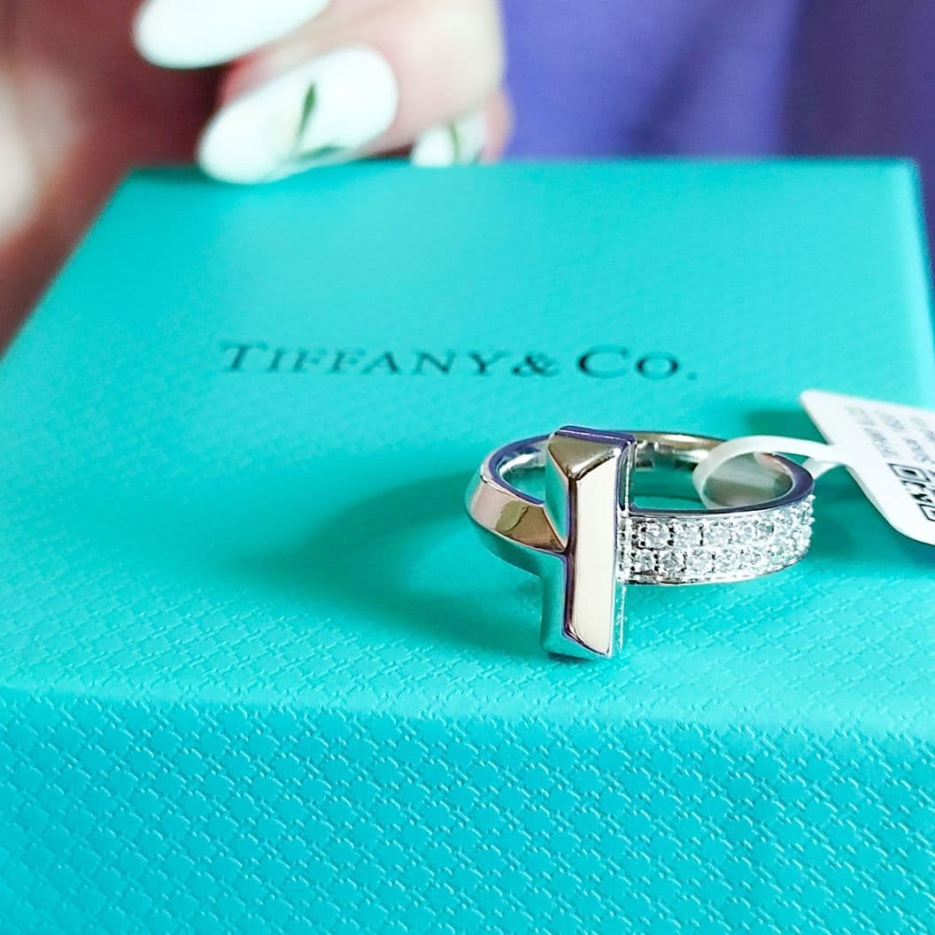 Купить Кольцо Tiffany T фианиты серебряное
