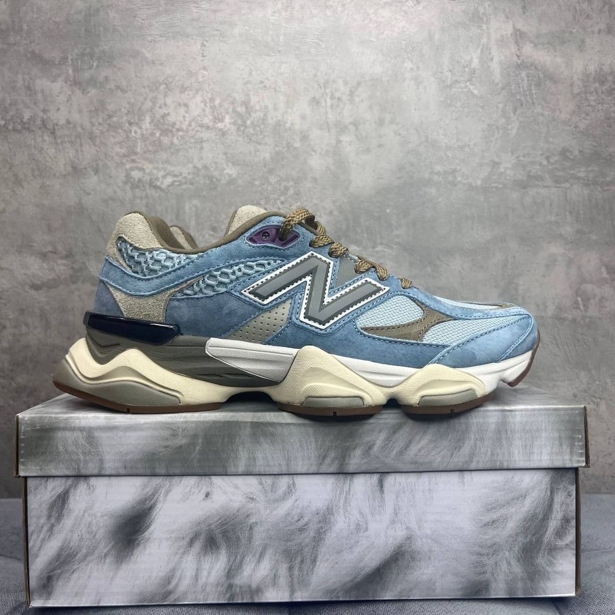 Купить New Balance 9060 Bodega Age Of Discovery