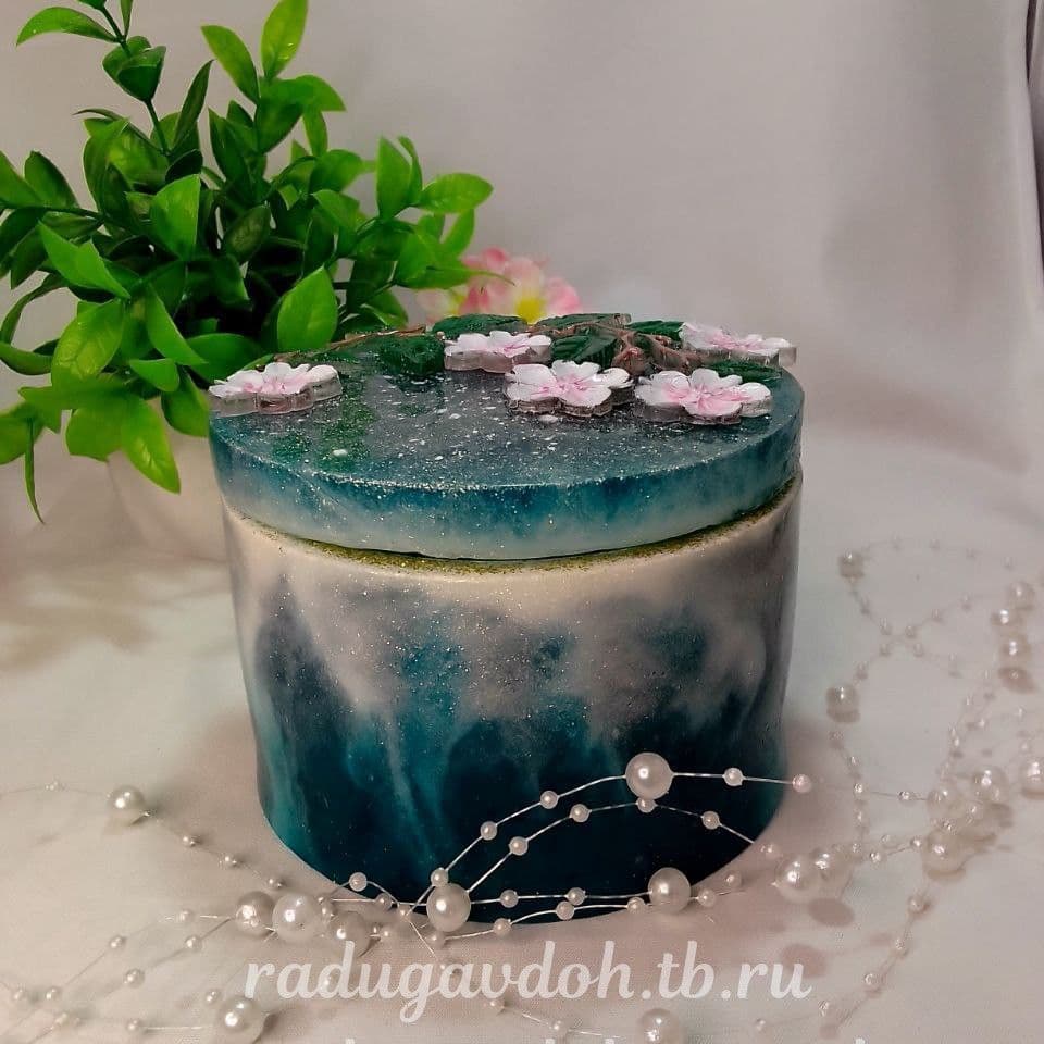 Купить 2 за 1 покупку! Шкатулка с цветами изумрудно-белая          "Сакура" (  с подарком маленькой шкатулкой)