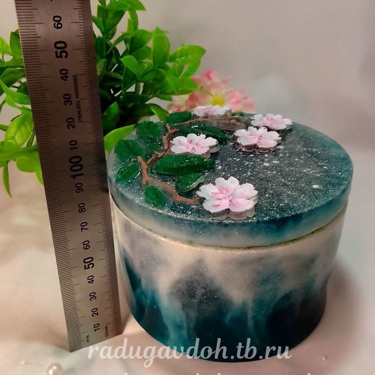 Купить Шкатулка с цветами изумрудно-белая  " Сакура" (  подарком маленькой шкатулкой) — Копия