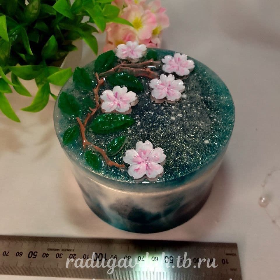 Купить 2 за 1 покупку! Шкатулка с цветами изумрудно-белая          "Сакура" (  с подарком маленькой шкатулкой)