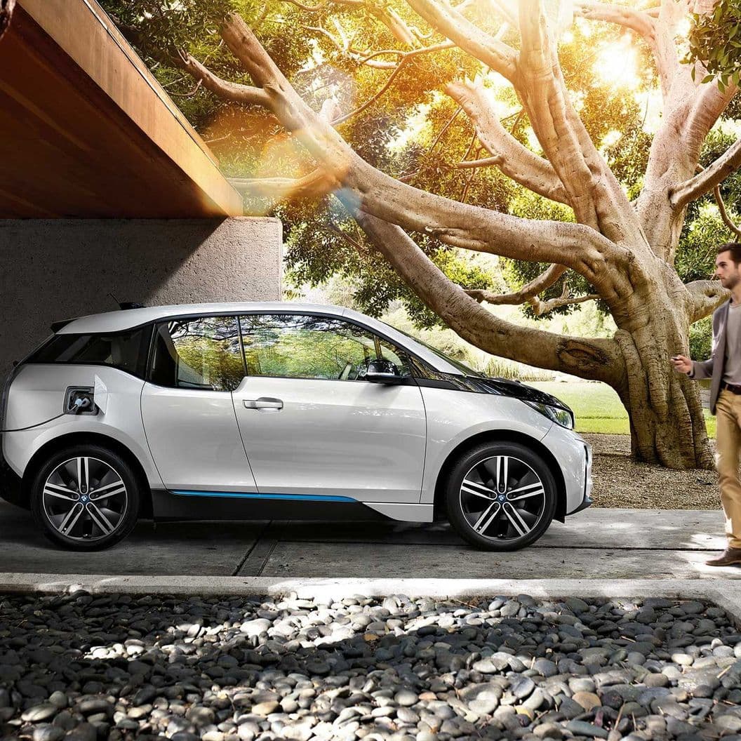 Купить Зарядное устройство BMW i Wallbox Pro