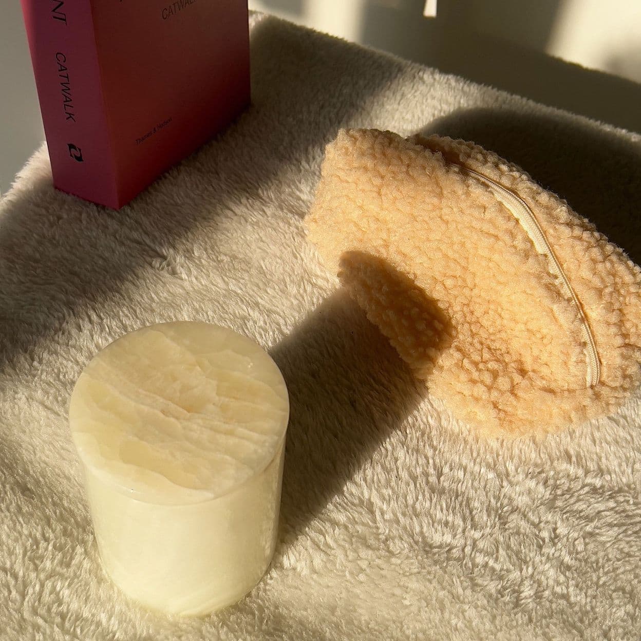 Купить Свеча в стакане из оникса "Cream onyx"