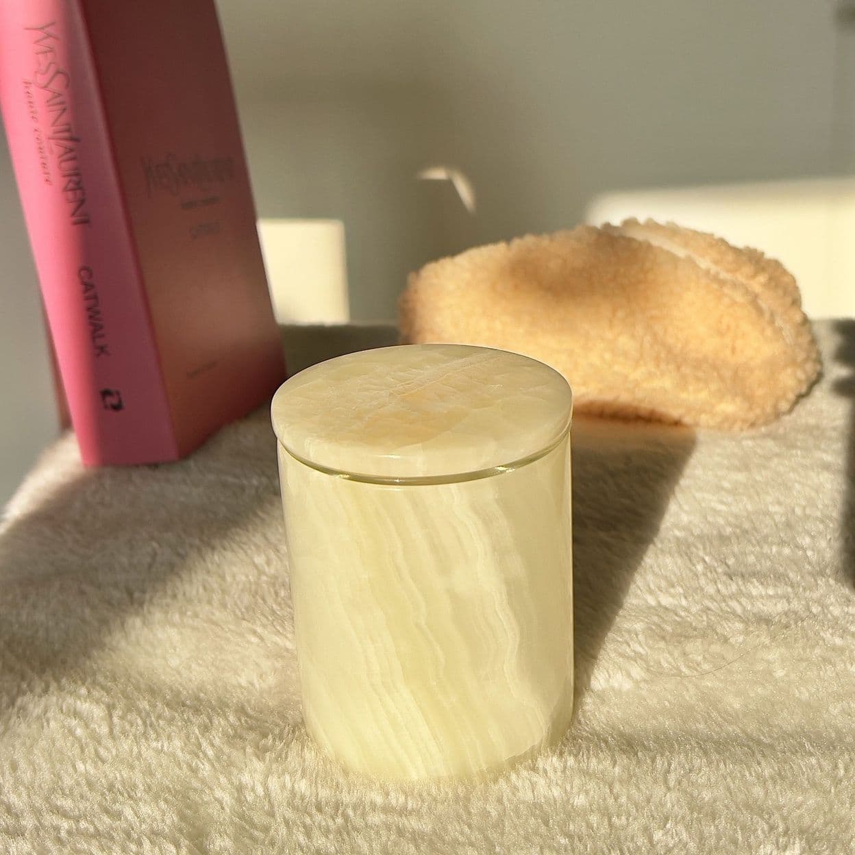 Купить Свеча в стакане из оникса "Cream onyx"