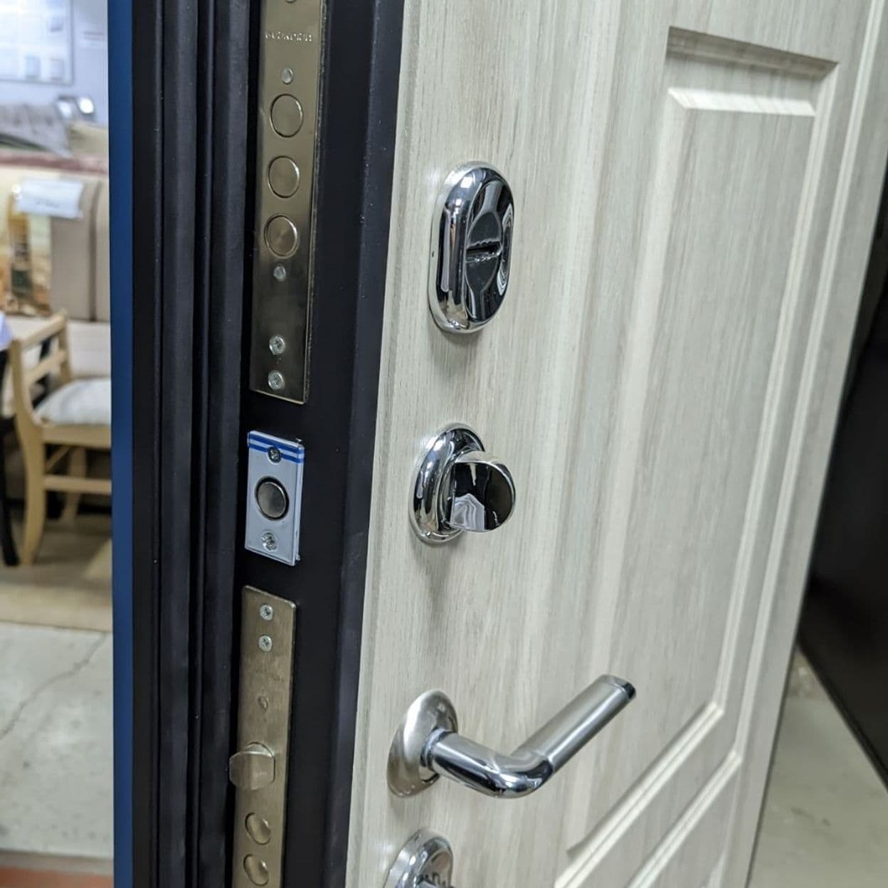 Купить Дверь входная "МАДЕЙРА", Фаворит