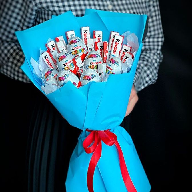 Букет из киндеров