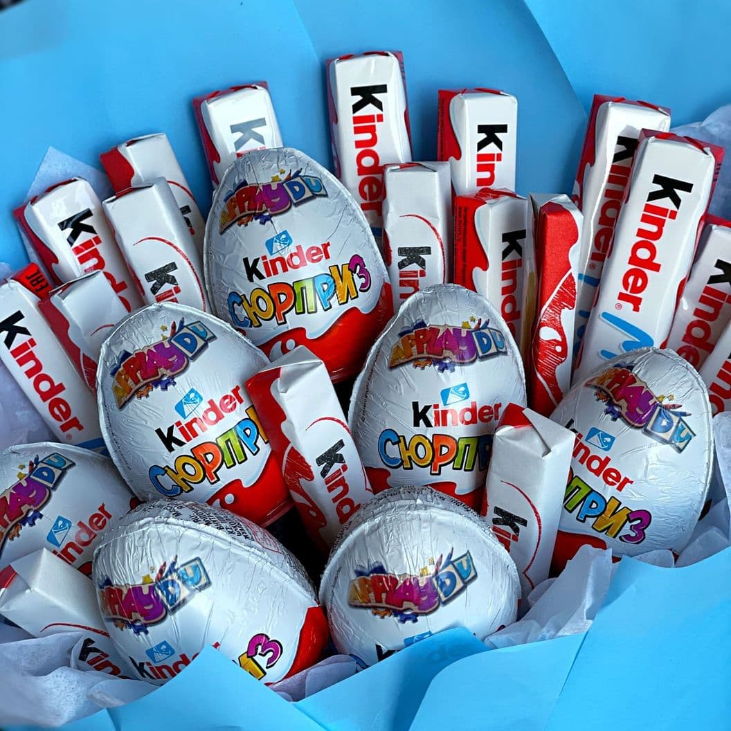 Купить Букет из киндеров арт. 425