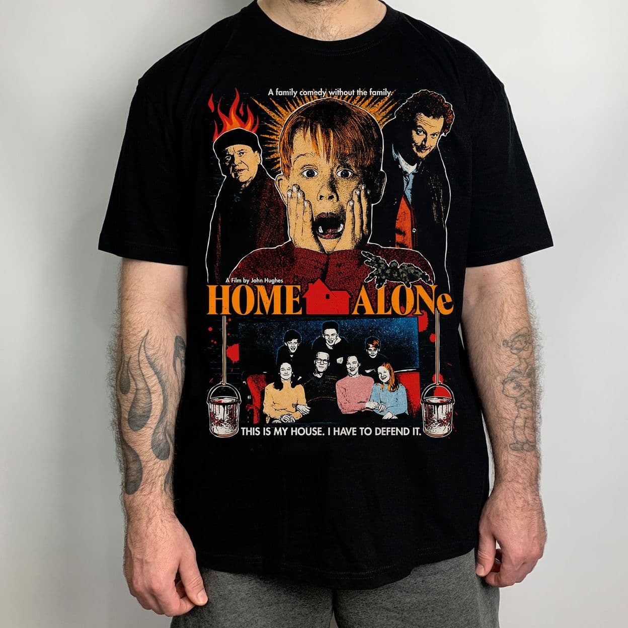 Купить Футболка "HOME ALONE"