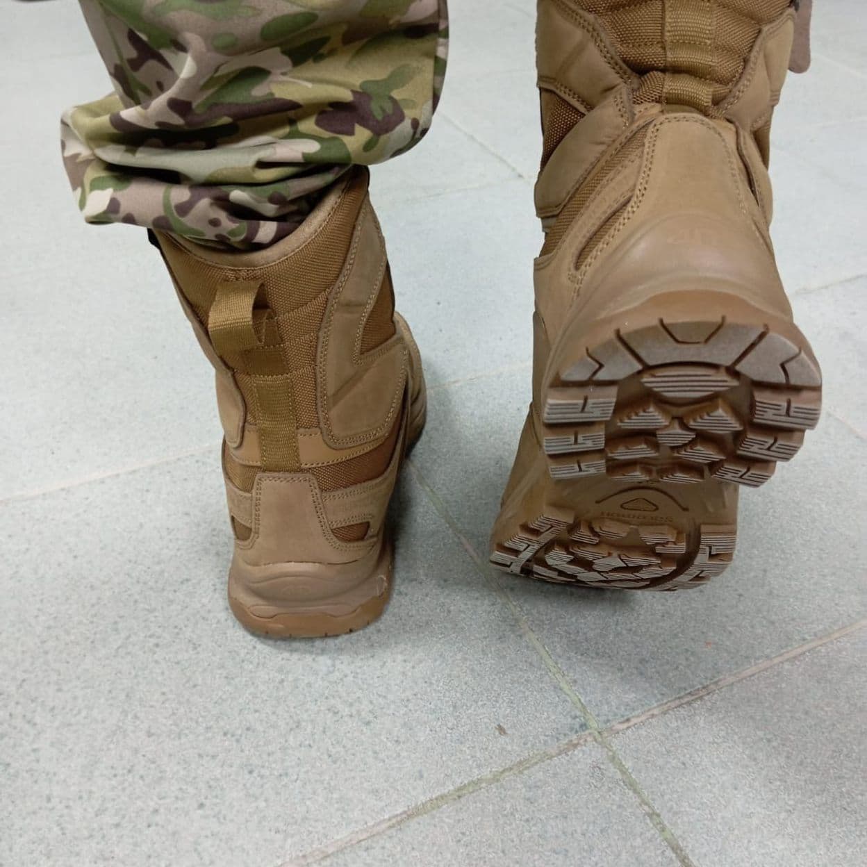 Купить берцы  salomon