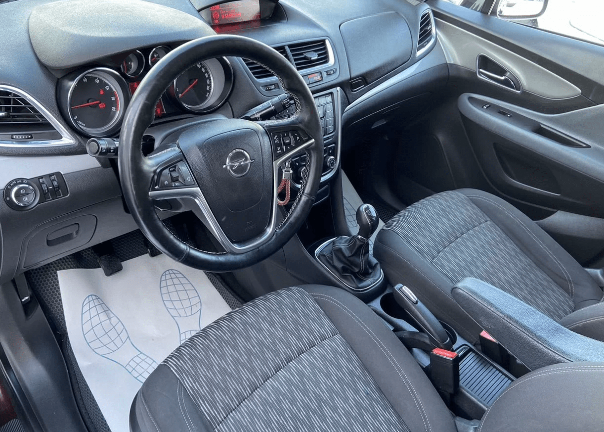 Купить Opel Mokka 1.8 MT, 2012, 217 000 км