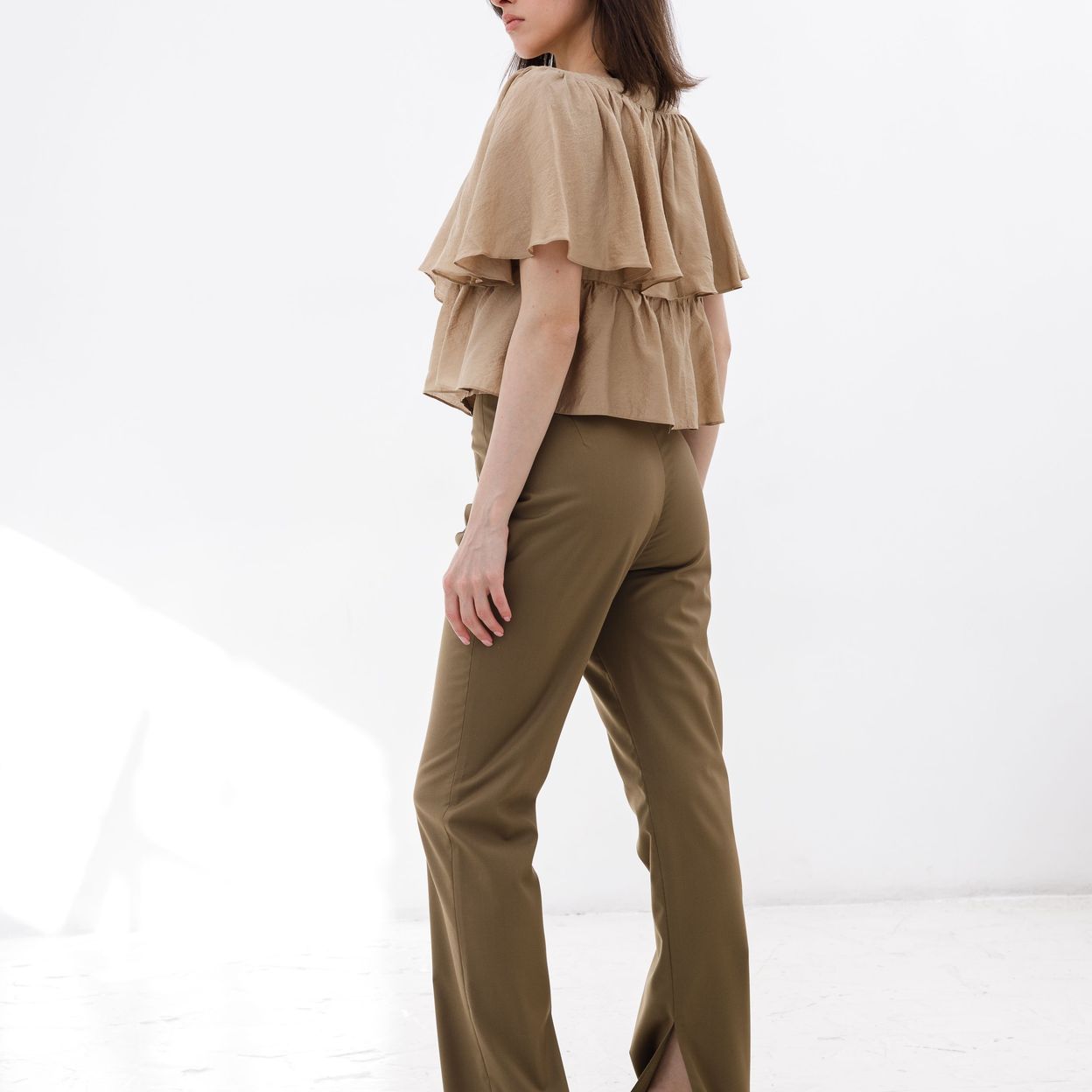 Купить Топ женский с воланами золотистый