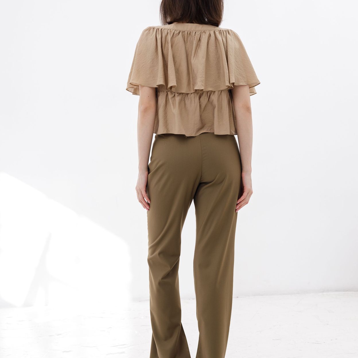 Купить Топ женский с воланами золотистый