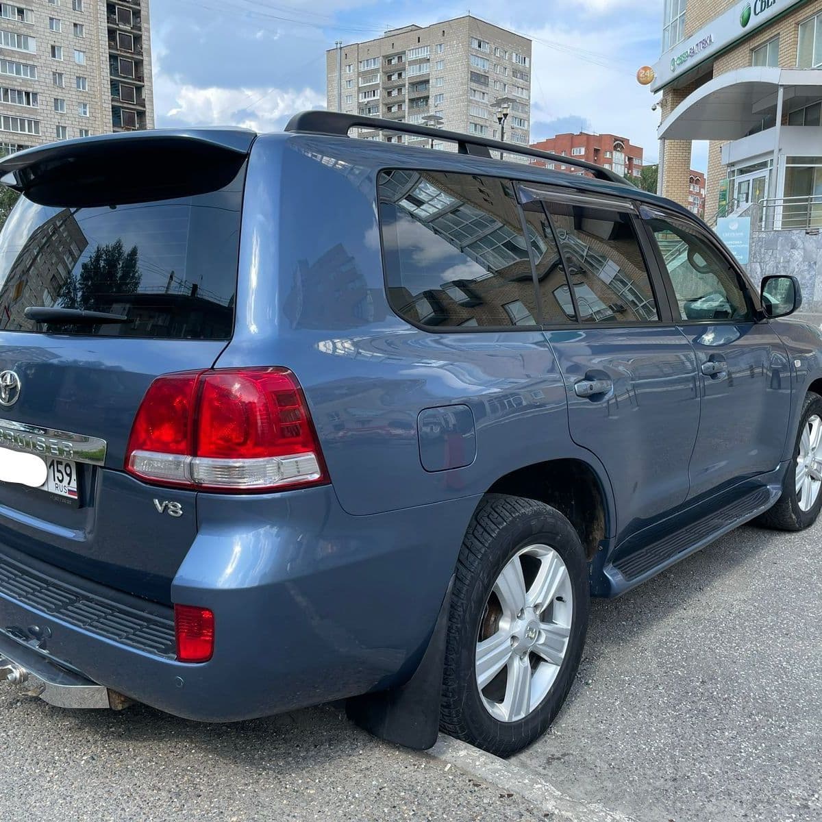 Купить Toyota LC200, 4.5, Дизель 7 мест, фаркоп