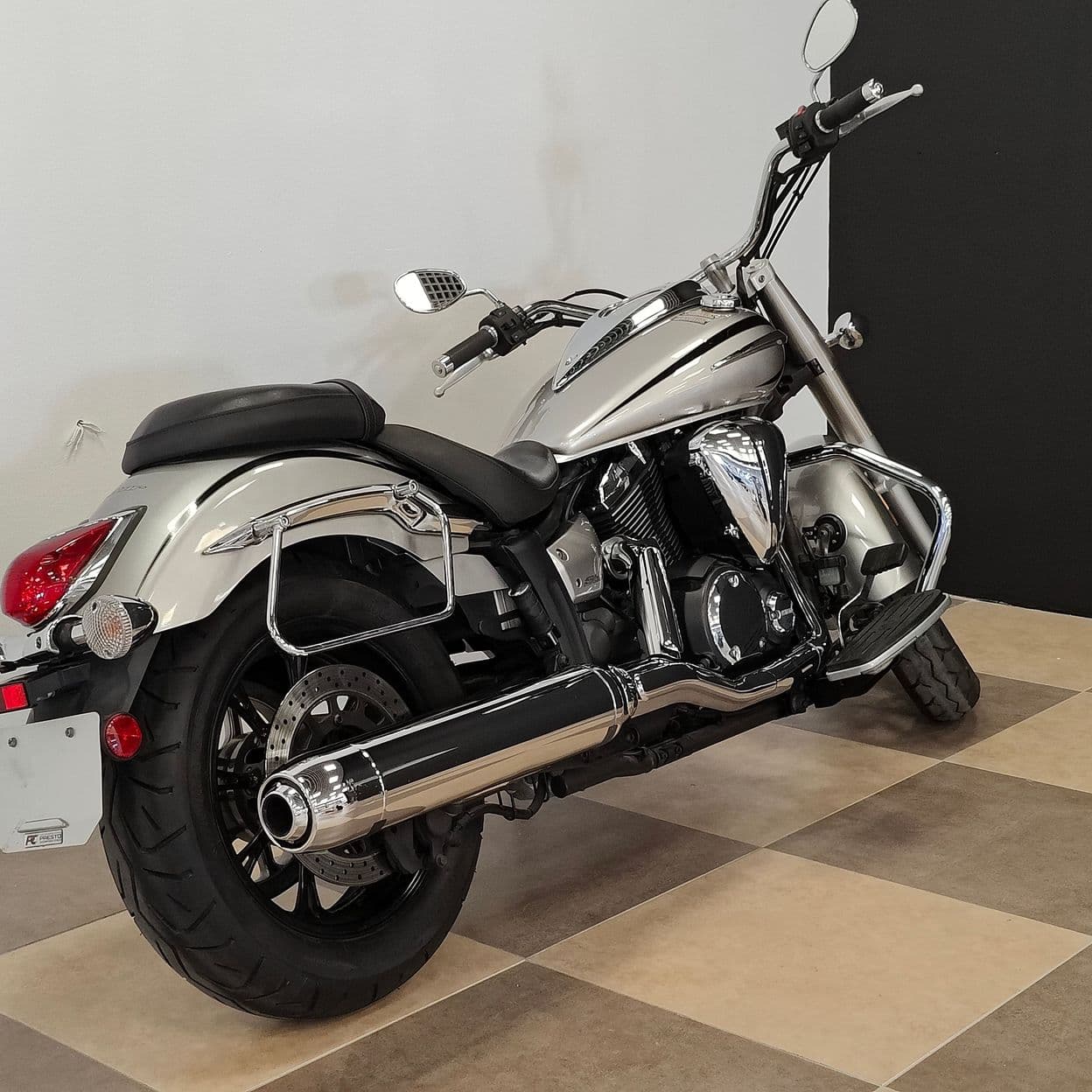 Купить Yamaha XVS 950