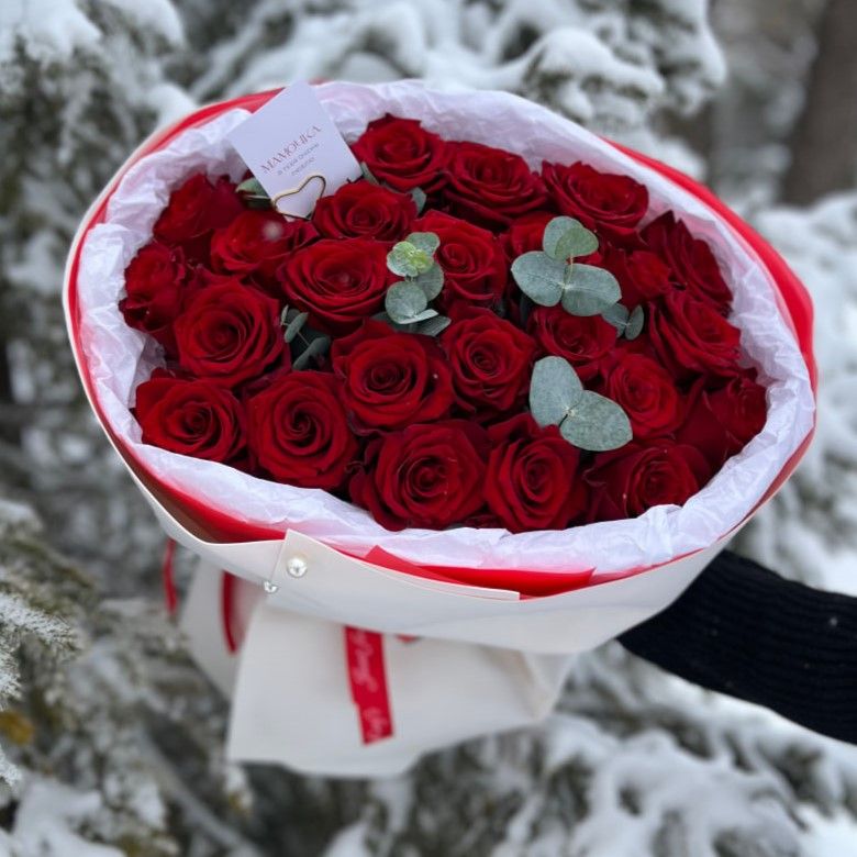 Купить Моно из красных роз с эвкалиптом