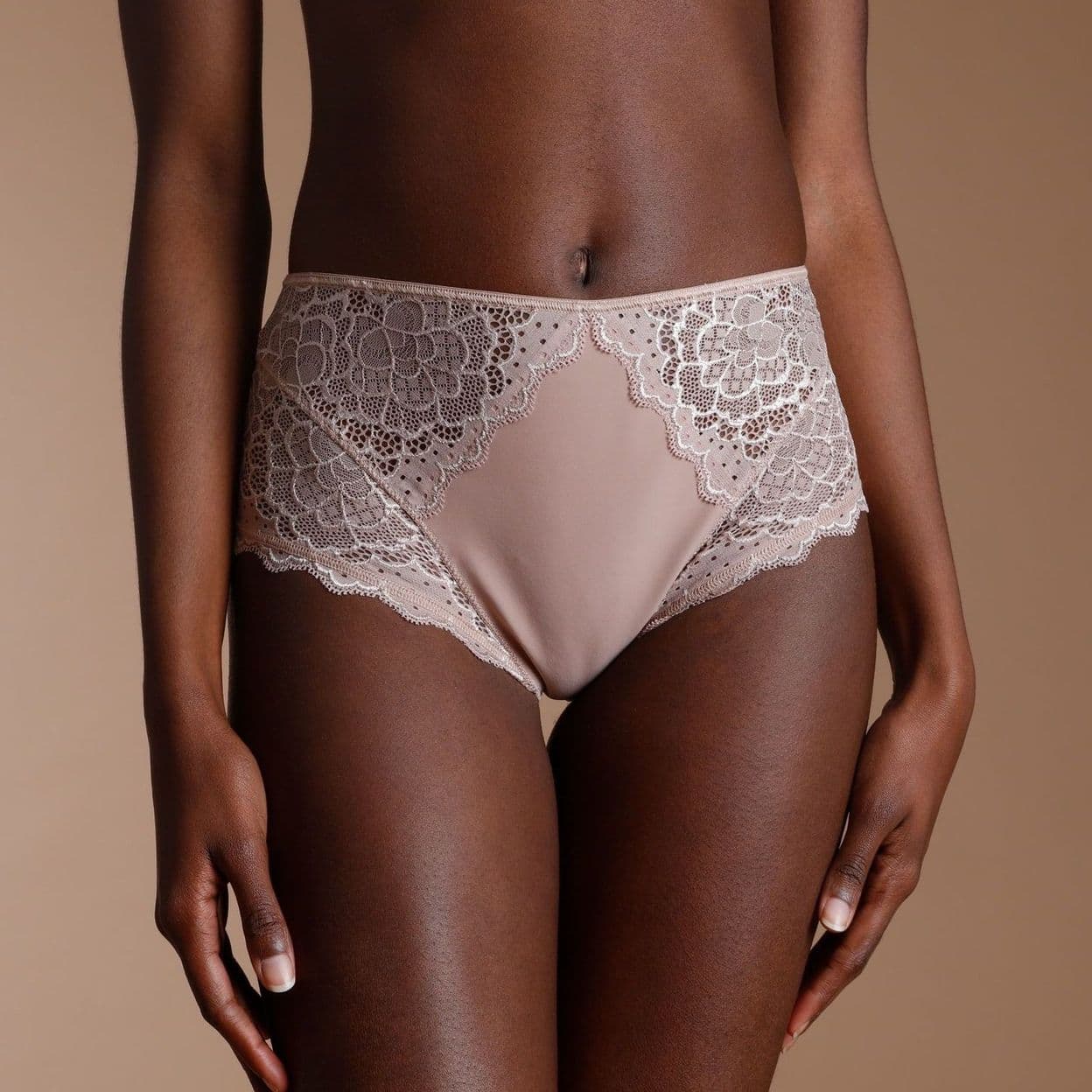 Купить Трусы Caresse