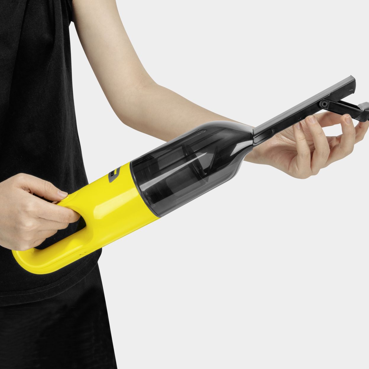 Купить Пылесос портативный аккумуляторный Karcher CVH 2, 7.2 В Li-Ion 2 Ач, 0.15 л