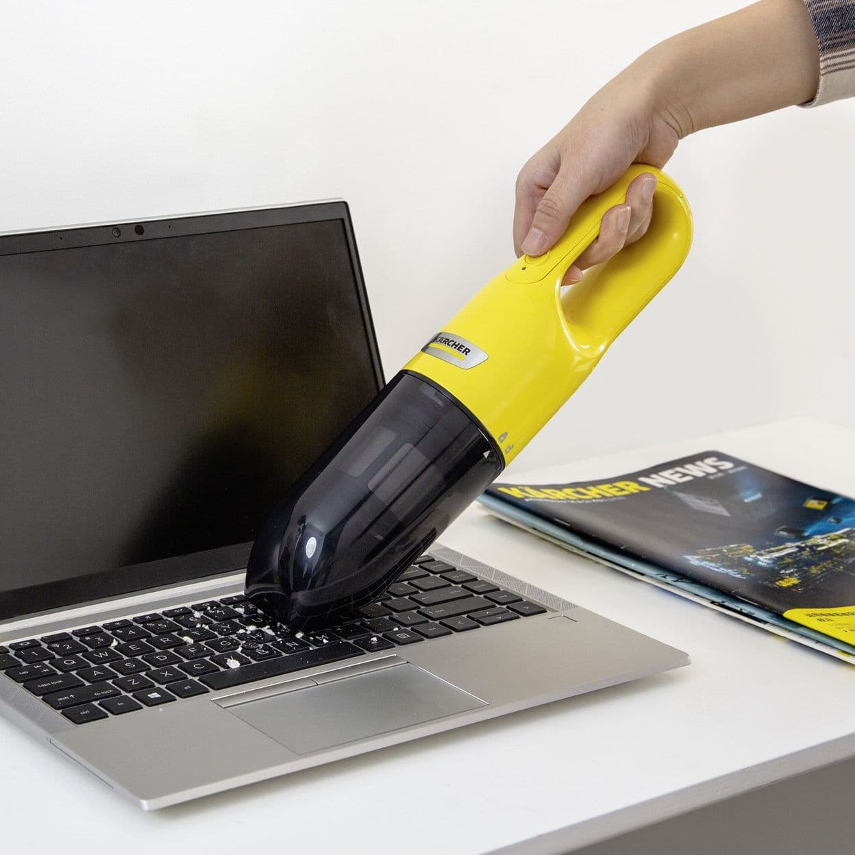 Купить Пылесос портативный аккумуляторный Karcher CVH 2, 7.2 В Li-Ion 2 Ач, 0.15 л
