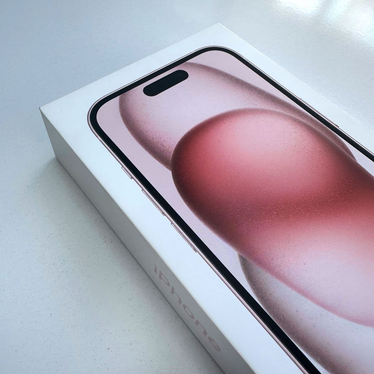 Купить iPhone 15 Plus