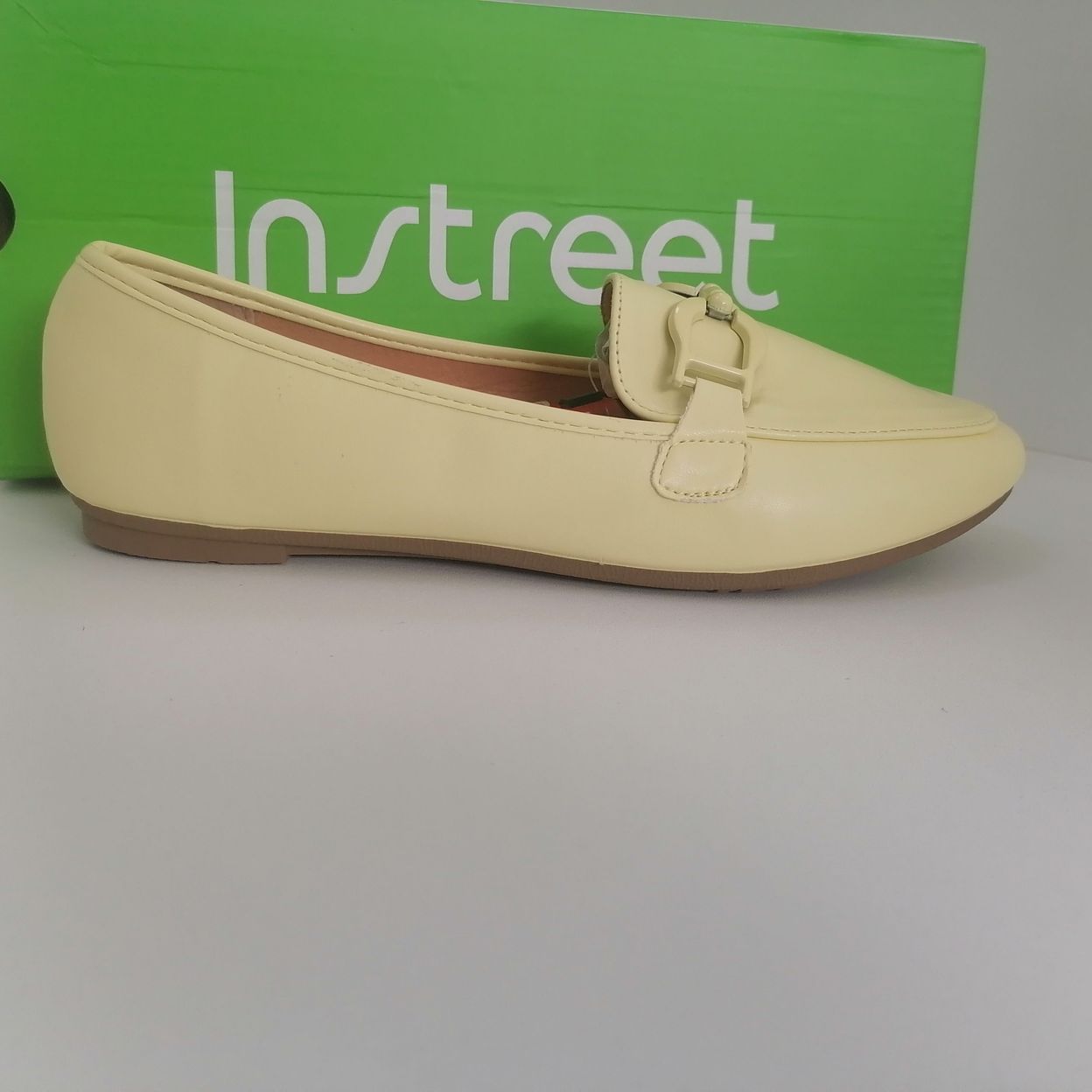 Купить Туфли Instreet