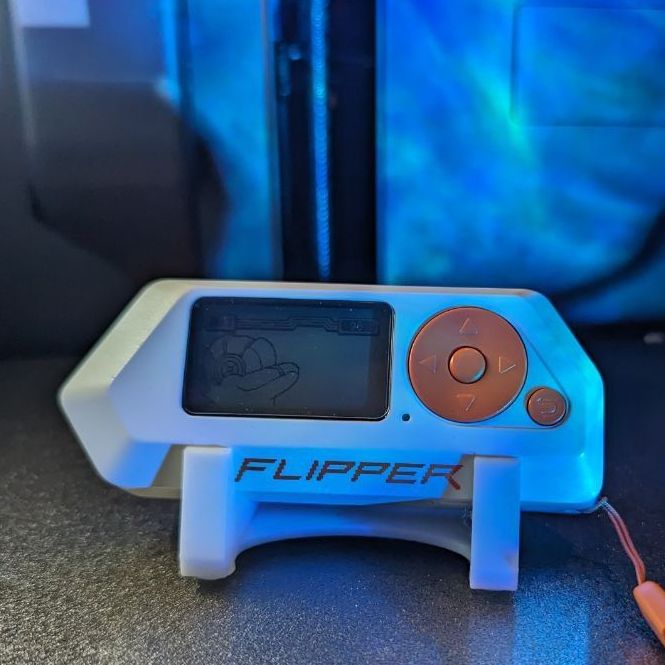 Купить подставку для Flipper Zero