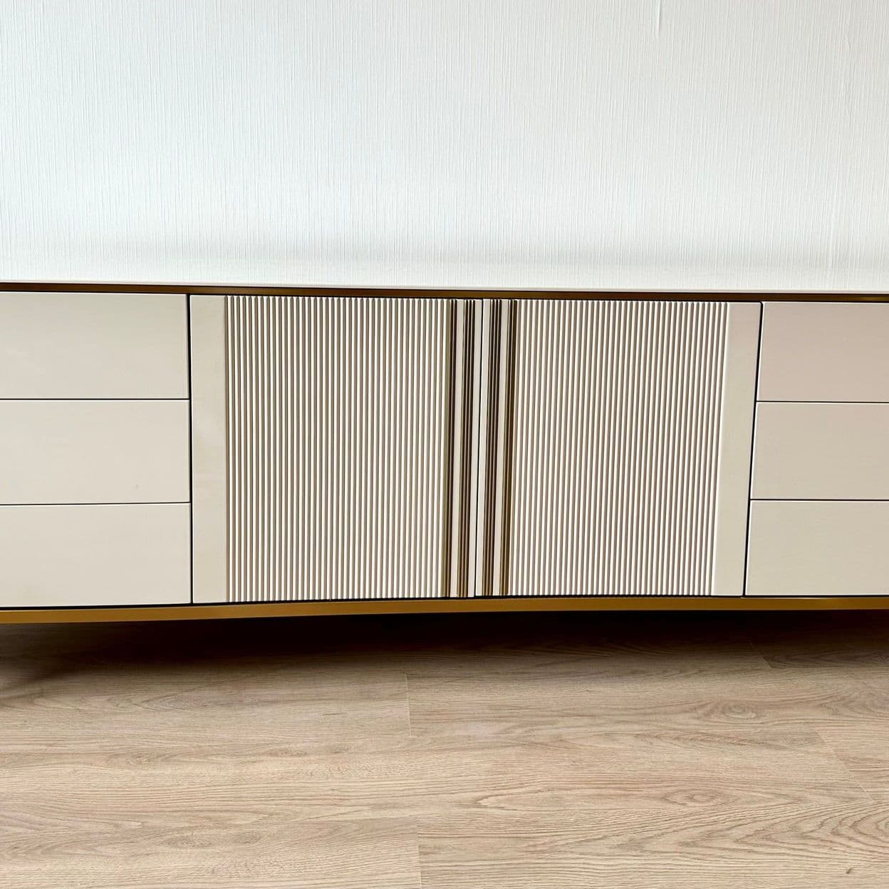 Купить Дизайнерская TV тумба TVT2024- 5W1