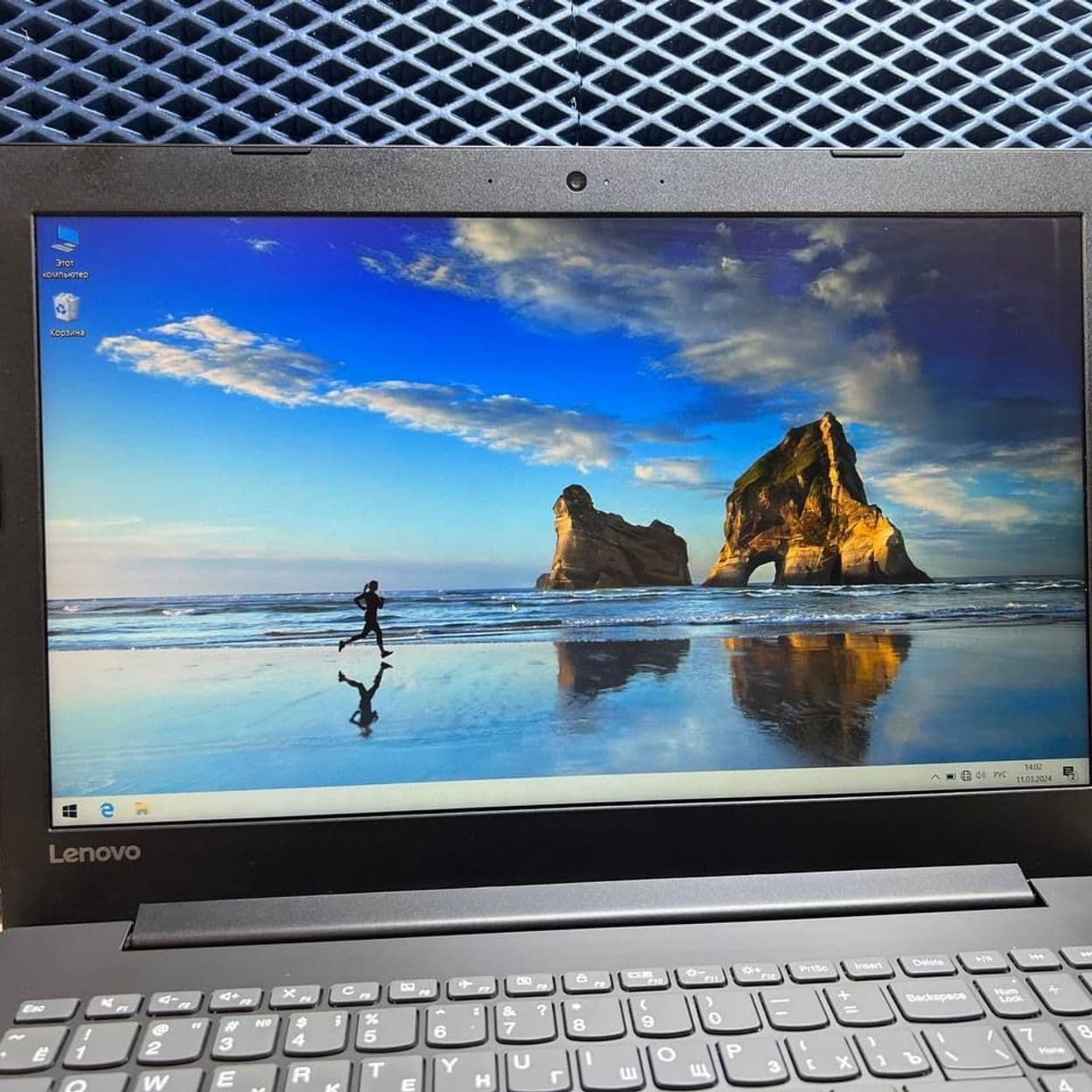 Купить Lenovo AMD A6-9220