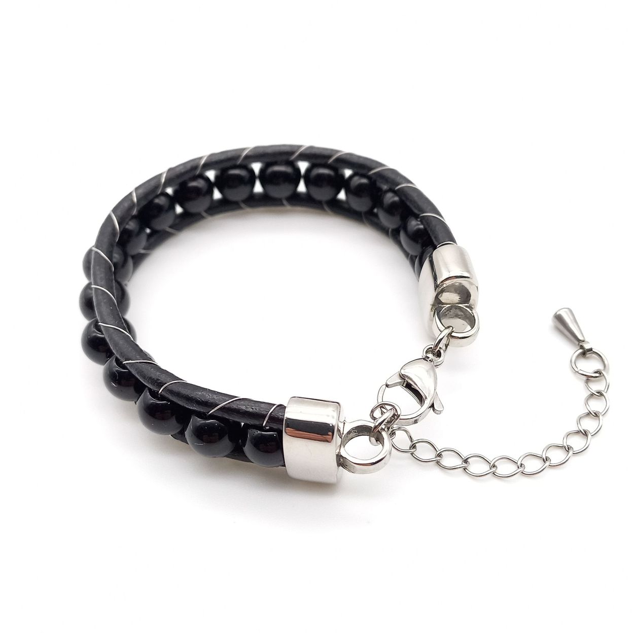 Купить Оникс глянцевый, кожа, сталь. Браслет женский кожаный из натуральных камней Оникс черный глянцевый (арт. DMBR021W)