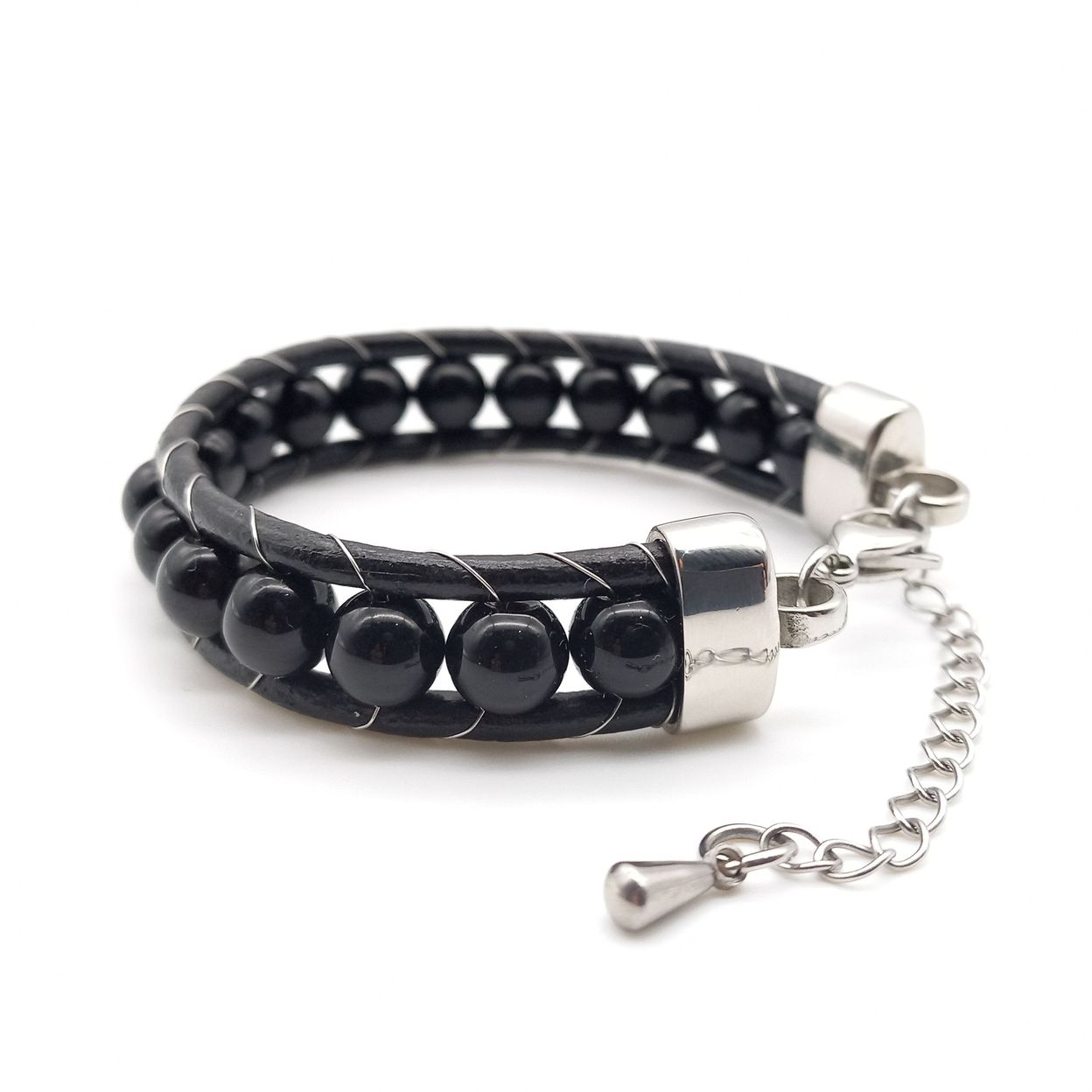 Купить Оникс глянцевый, кожа, сталь. Браслет женский кожаный из натуральных камней Оникс черный глянцевый (арт. DMBR021W)