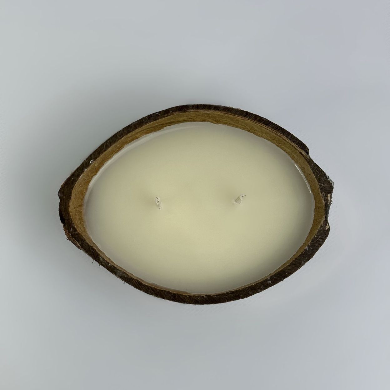 Купить Массажная свеча с ароматом бурбонской ванили в кокосе