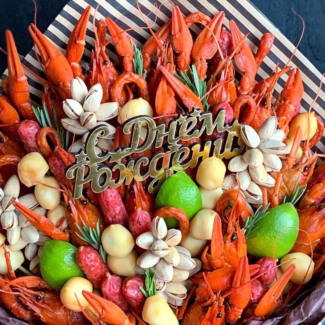 Купить Букет из раков и колбасок арт. 194