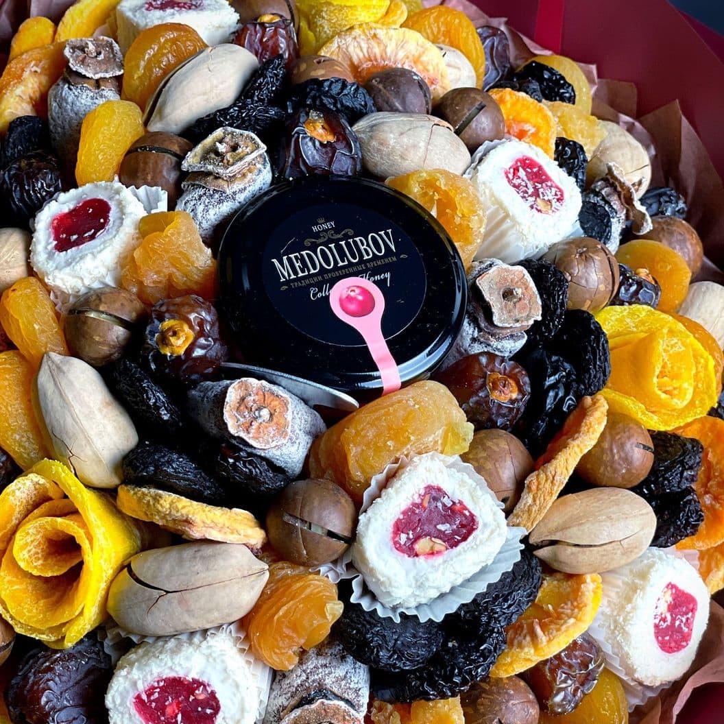 Купить Букет из сухофруктов арт. 526