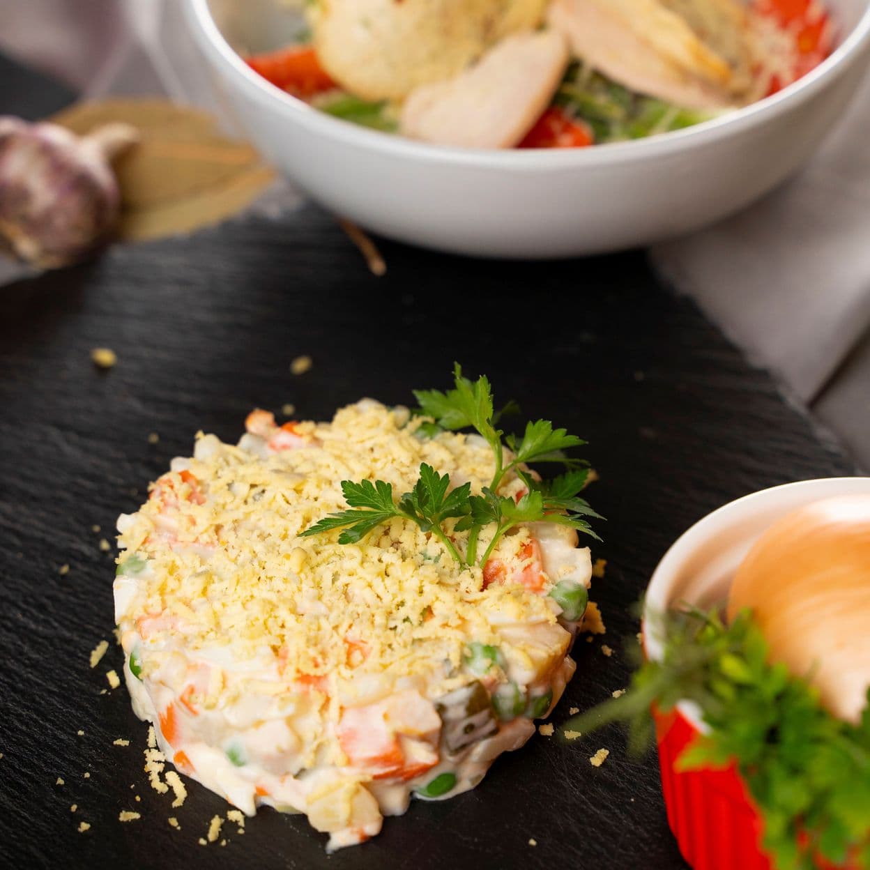 Купить Салат "Столичный" с куриной ветчиной