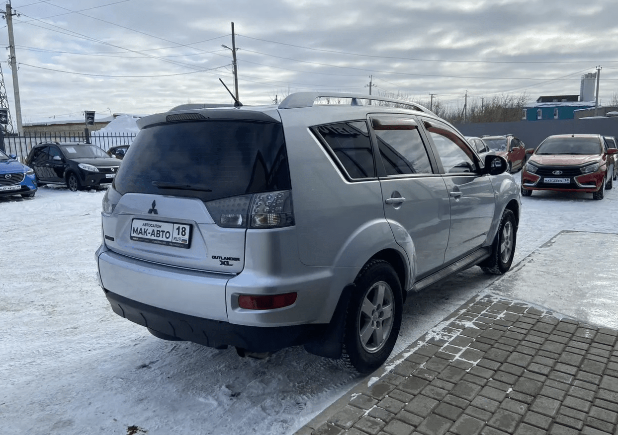 Купить Mitsubishi Outlander 2.0 CVT, 2010, 179 476 км