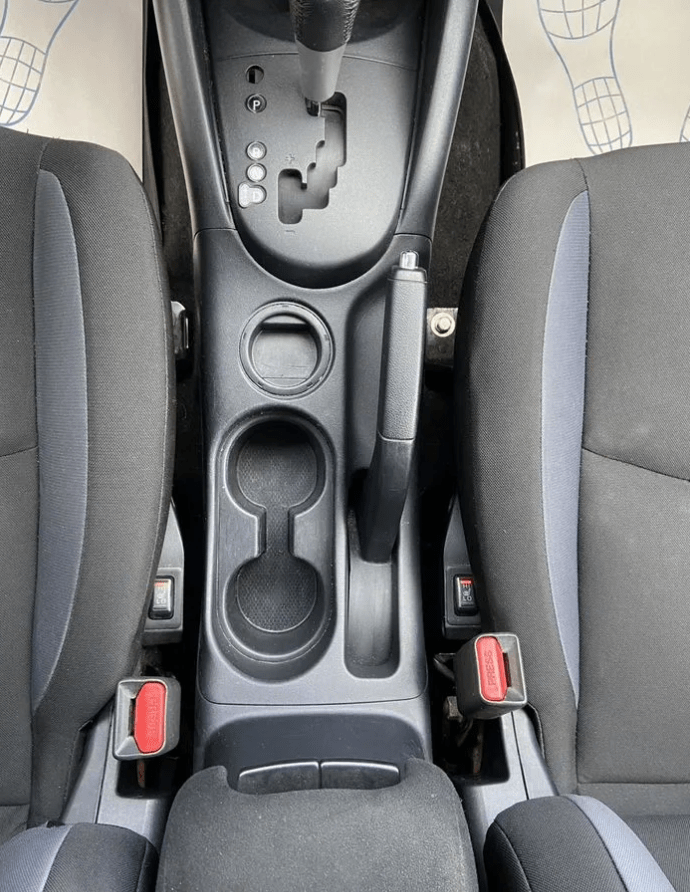 Купить Mitsubishi Outlander 2.0 CVT, 2010, 179 476 км
